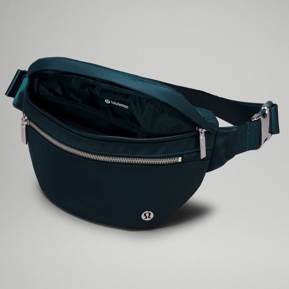 Lululemon- City Adventurer Belt Bag 2.5L - Picture 3 of 5